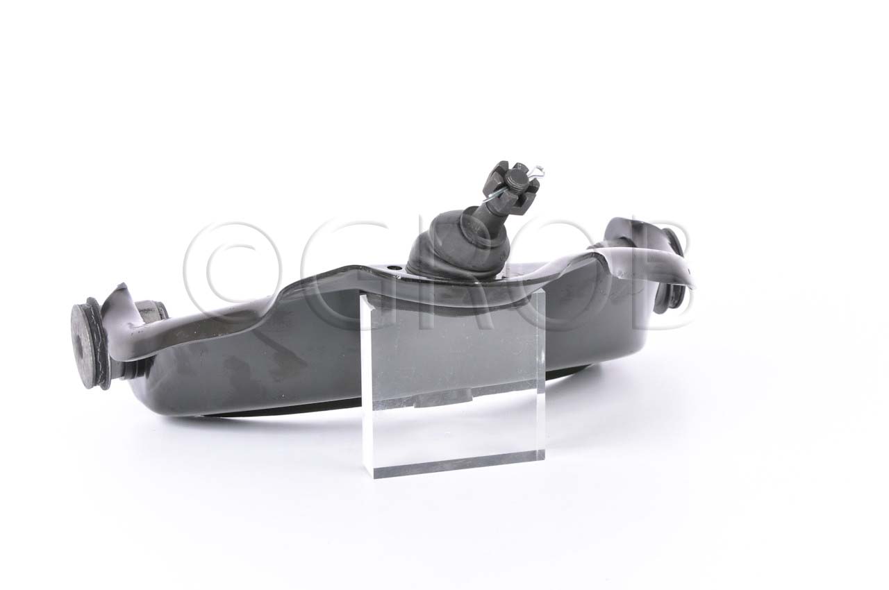 Horquilla Sup. Der. C-1500 88-99 C-2500 88-99 Express Van G-1500 96-02 Express Van G-2500 96-02 SS-400 88-99 Suburban 1500 92-99 Savana Van G-1500 96-02 Savana Van G-2500 96-02