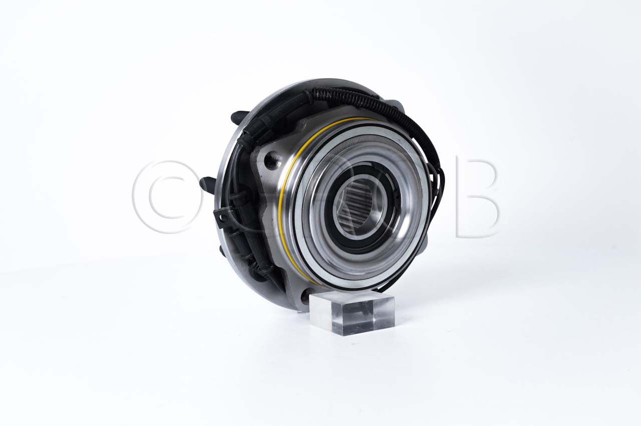Maza de Rueda Del. F-250 Super Duty 11-23 F-350 Super Duty 11-23 F-450 Super Duty 11-19 F-550 Super Duty 11-19