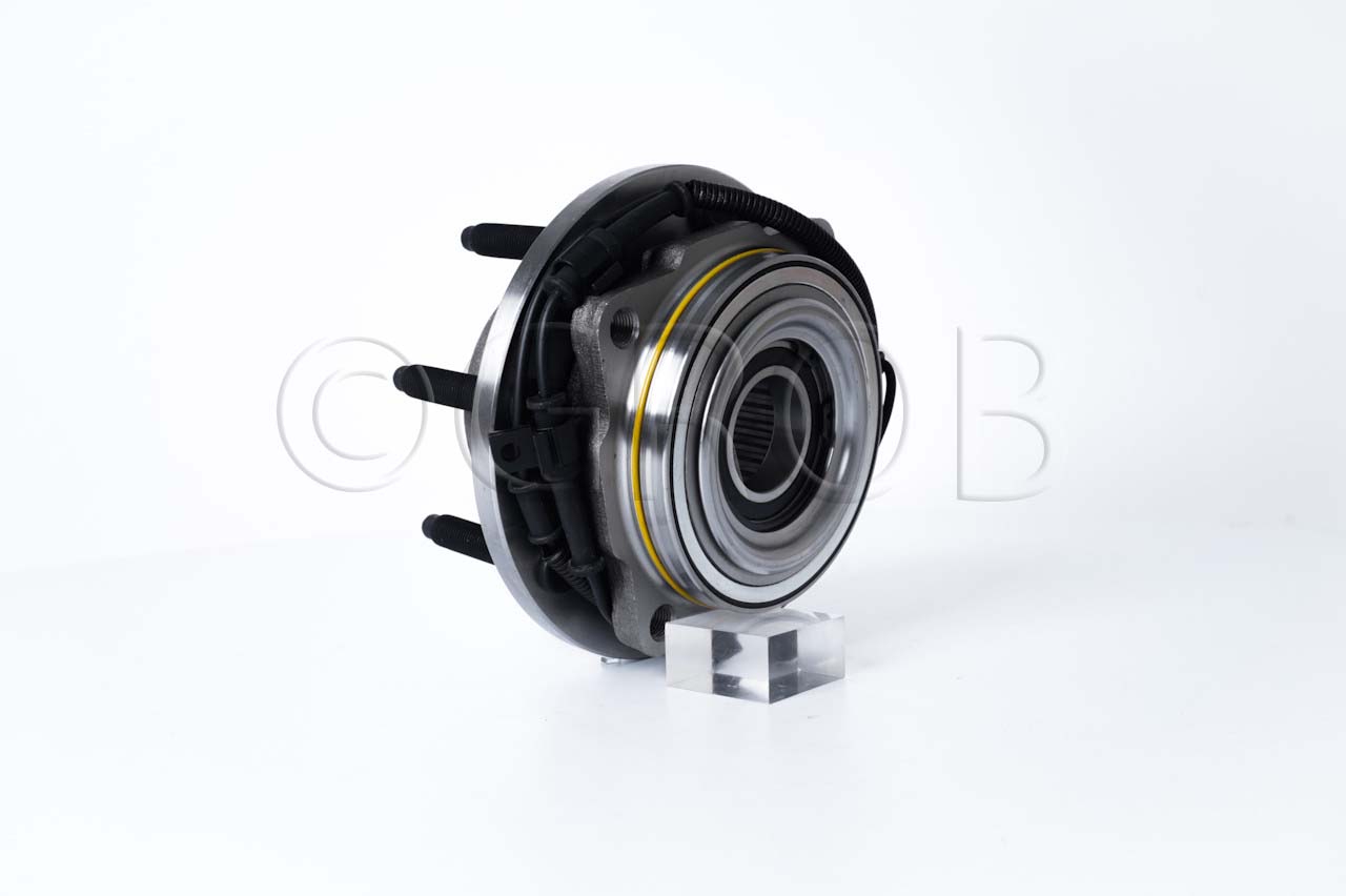 Maza de Rueda Del. F-250 Super Duty 11-23 F-350 Super Duty 11-23 F-450 Super Duty 11-19 F-550 Super Duty 11-19
