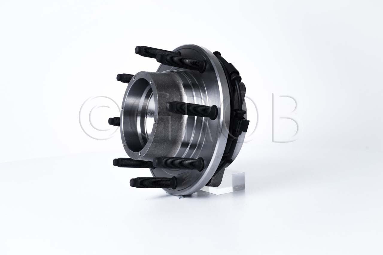 Maza de Rueda Del. F-250 Super Duty 11-23 F-350 Super Duty 11-23 F-450 Super Duty 11-19 F-550 Super Duty 11-19