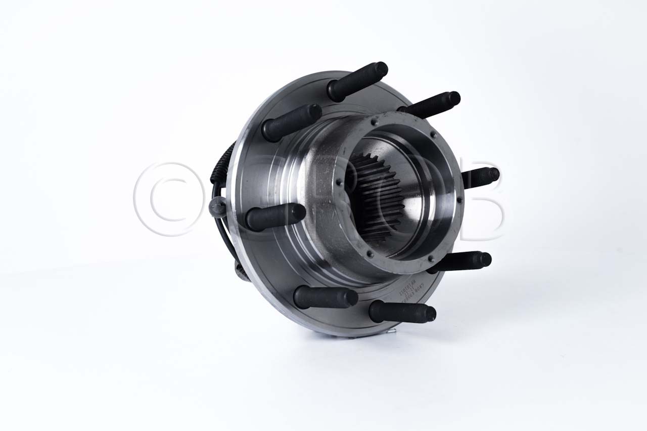 Maza de Rueda Del. F-250 Super Duty 11-23 F-350 Super Duty 11-23 F-450 Super Duty 11-19 F-550 Super Duty 11-19
