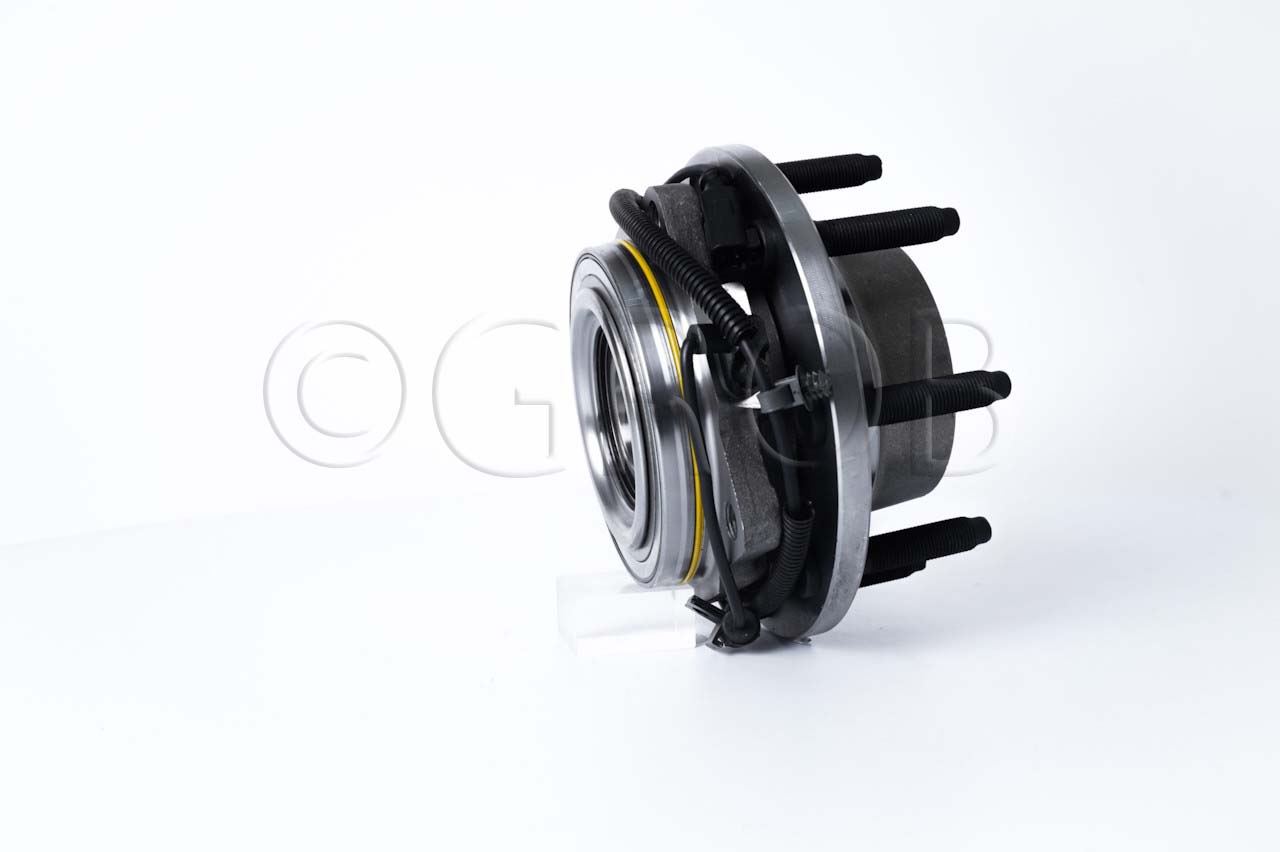 Maza de Rueda Del. F-250 Super Duty 11-23 F-350 Super Duty 11-23 F-450 Super Duty 11-19 F-550 Super Duty 11-19
