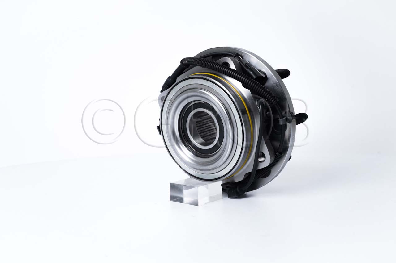 Maza de Rueda Del. F-250 Super Duty 11-23 F-350 Super Duty 11-23 F-450 Super Duty 11-19 F-550 Super Duty 11-19