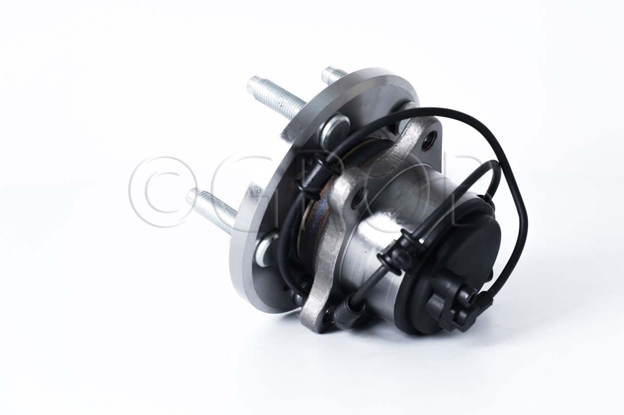 Maza de Rueda Del. Thunderbird 02-05 LS 00-06