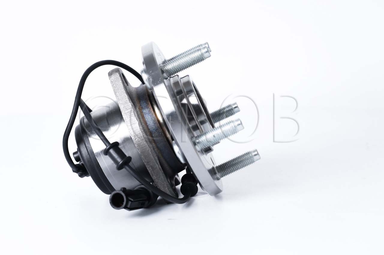 Maza de Rueda Del. Thunderbird 02-05 LS 00-06