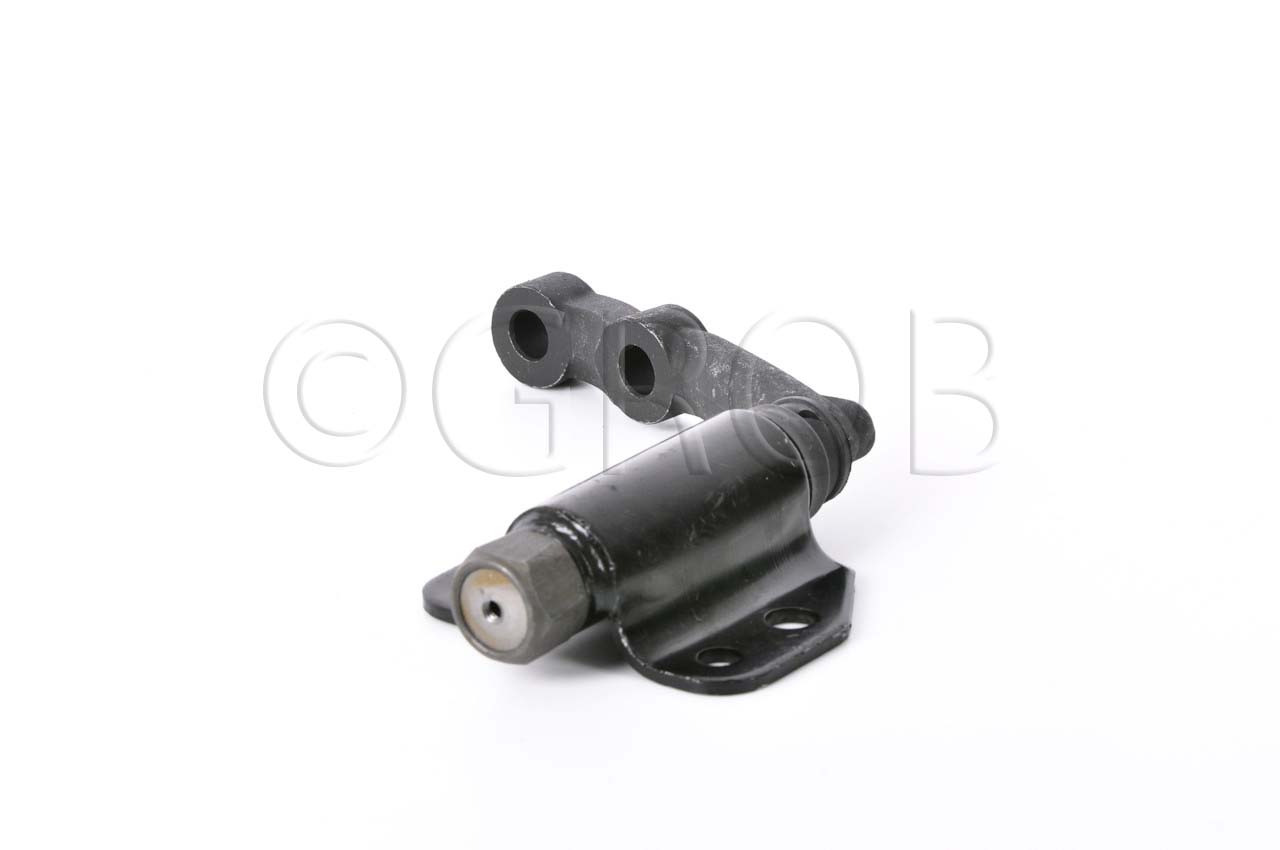 Brazo Auxiliar . Nissan Pick-Up 66-79