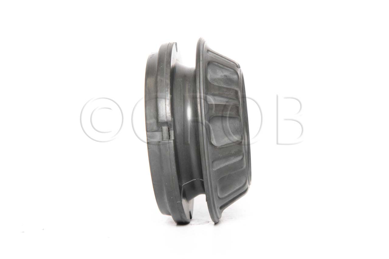 Base de Amortiguador Del. Yaris 15-17
