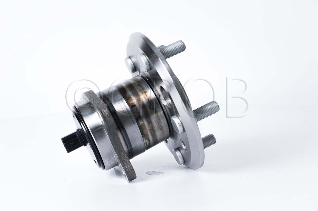 Maza de Rueda Tras. Der. Avalon 05-12 Camry 02-11 Highlander 01-03 Solara 04-08
