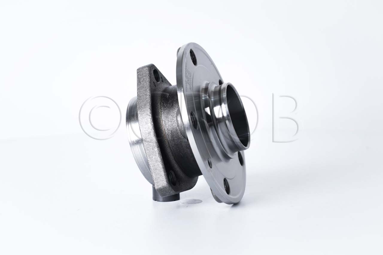 Maza de Rueda Del. A3 13-17 Cupra Formentor 20-21 Cupra Leon 20-23 Ateca 17-23 Cupra 14-18 Leon 14-23 Golf A7 15-17 Jetta A8 19-22 Jetta GLI 19-23 Taos 20-23