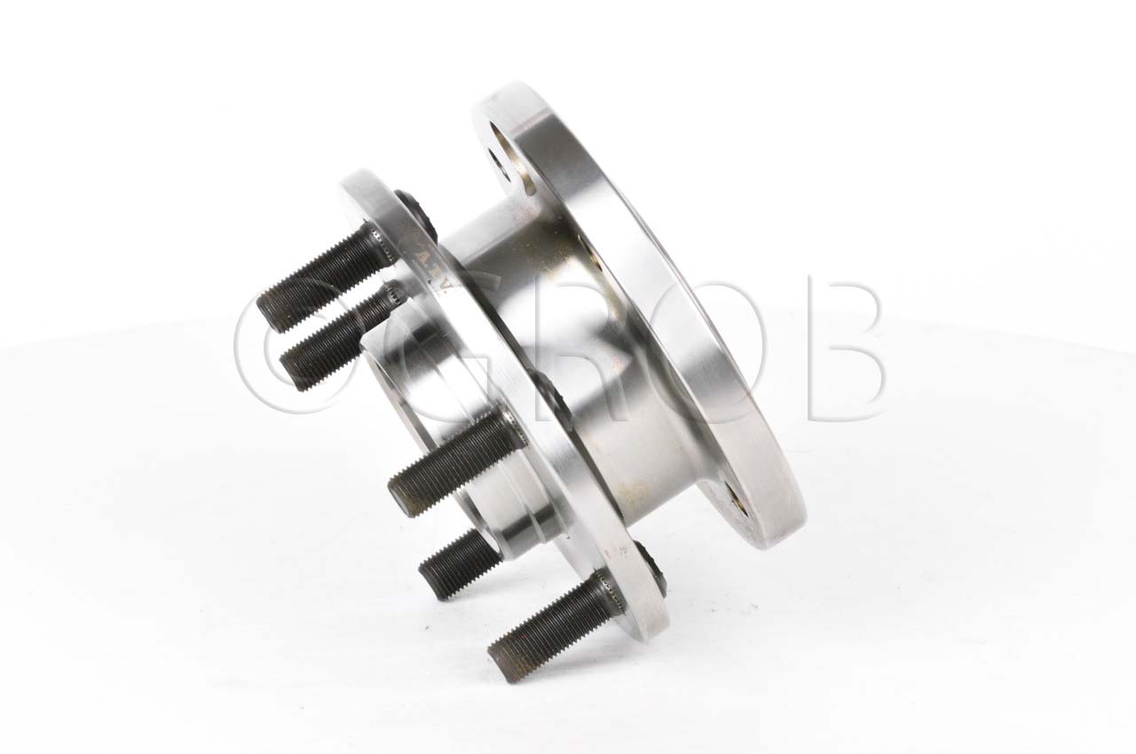 Maza de Rueda Del. Caravan 4X4 86-90 Dakota 4×4 86-90 Durango 4×4 86-90