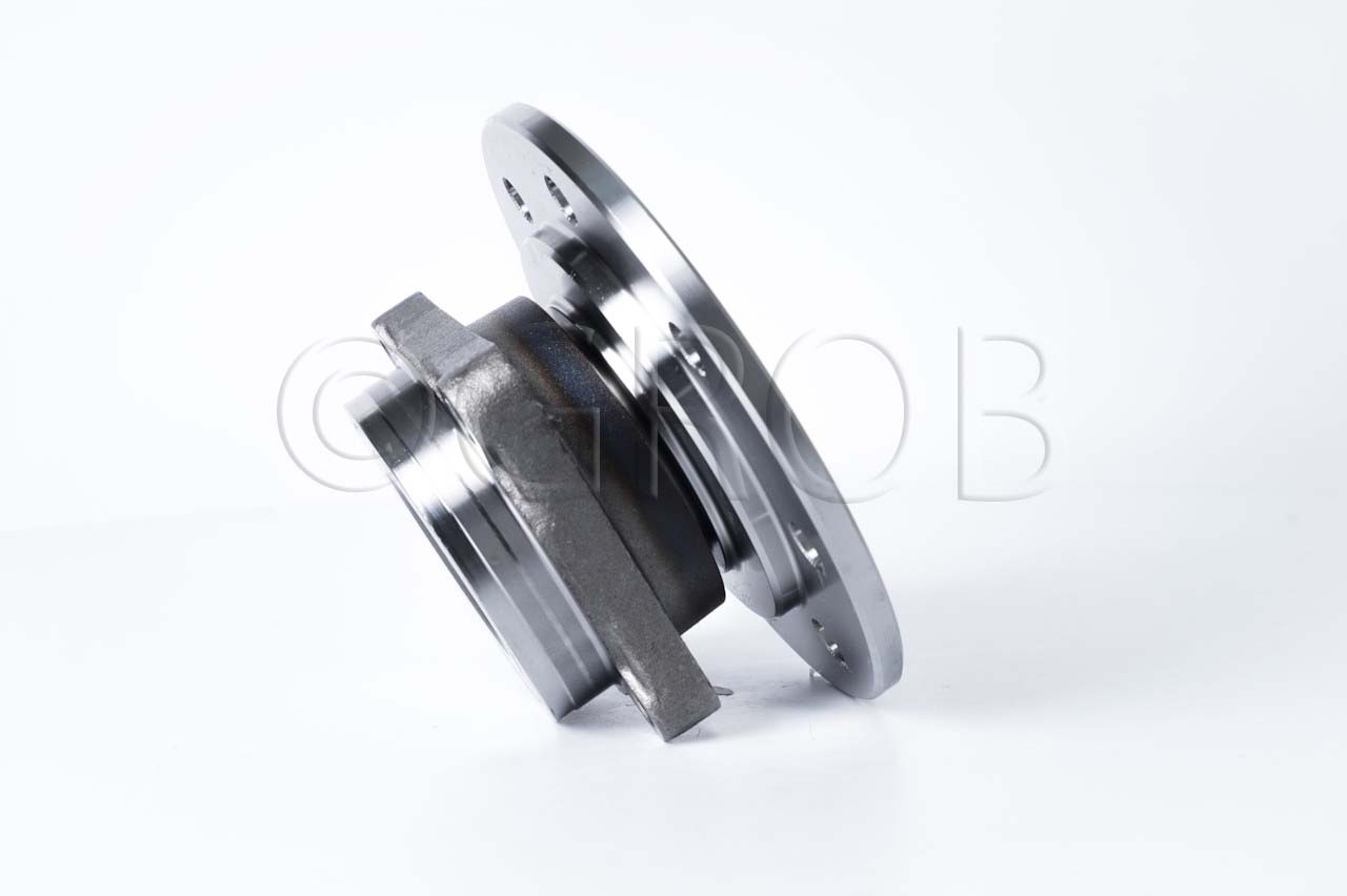 Maza de Rueda Del. Ram-3500 4X2 Eje Solido 94-02 94-97 Ram-4000 97-99