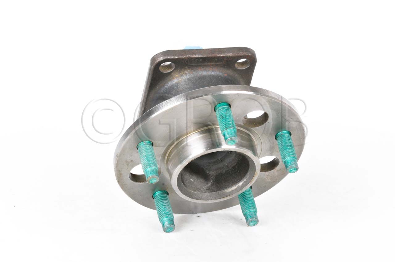 Maza de Rueda Tras. Lumina Sedan 95-97
