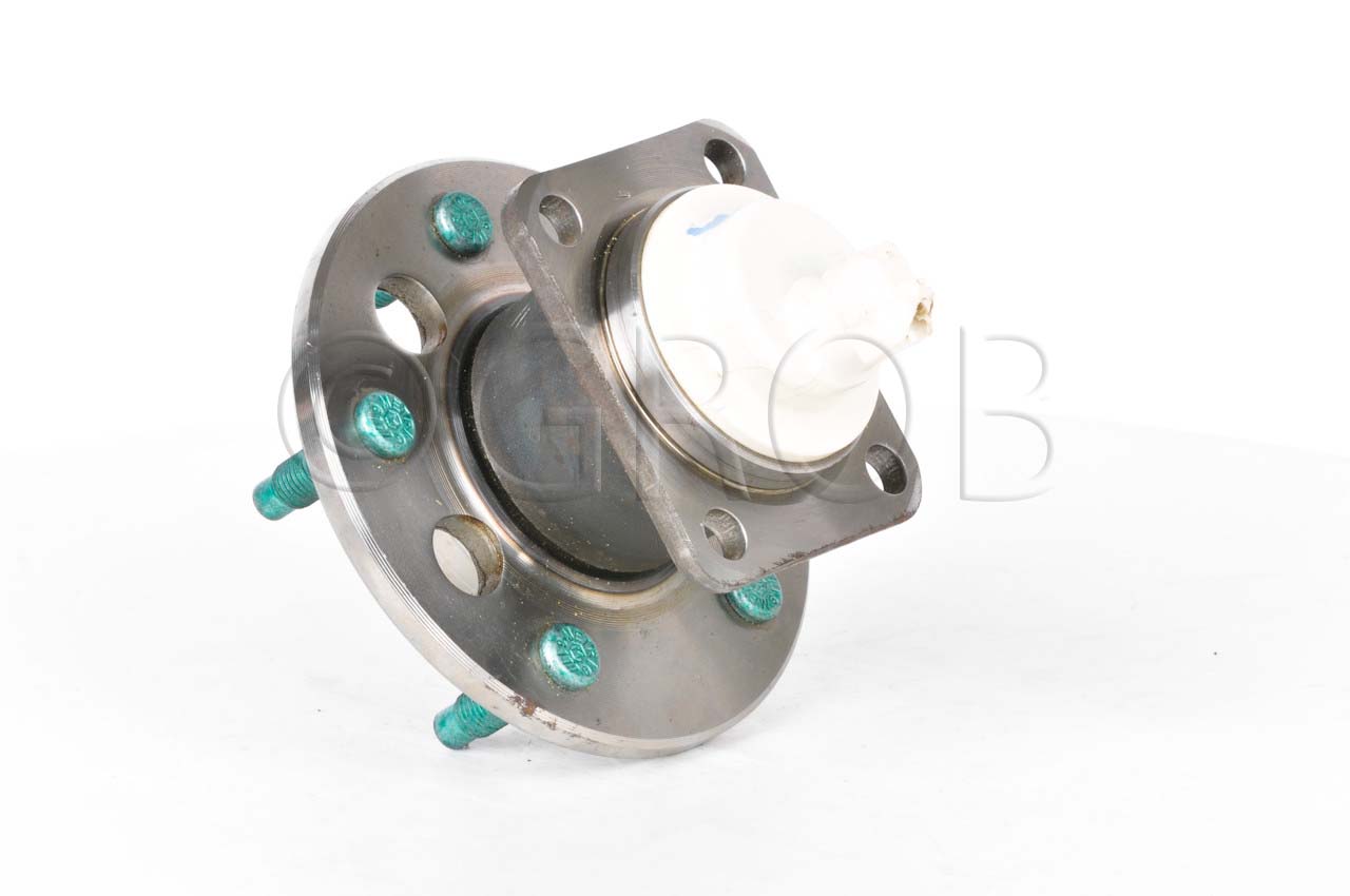 Maza de Rueda Tras. Lumina Sedan 95-97