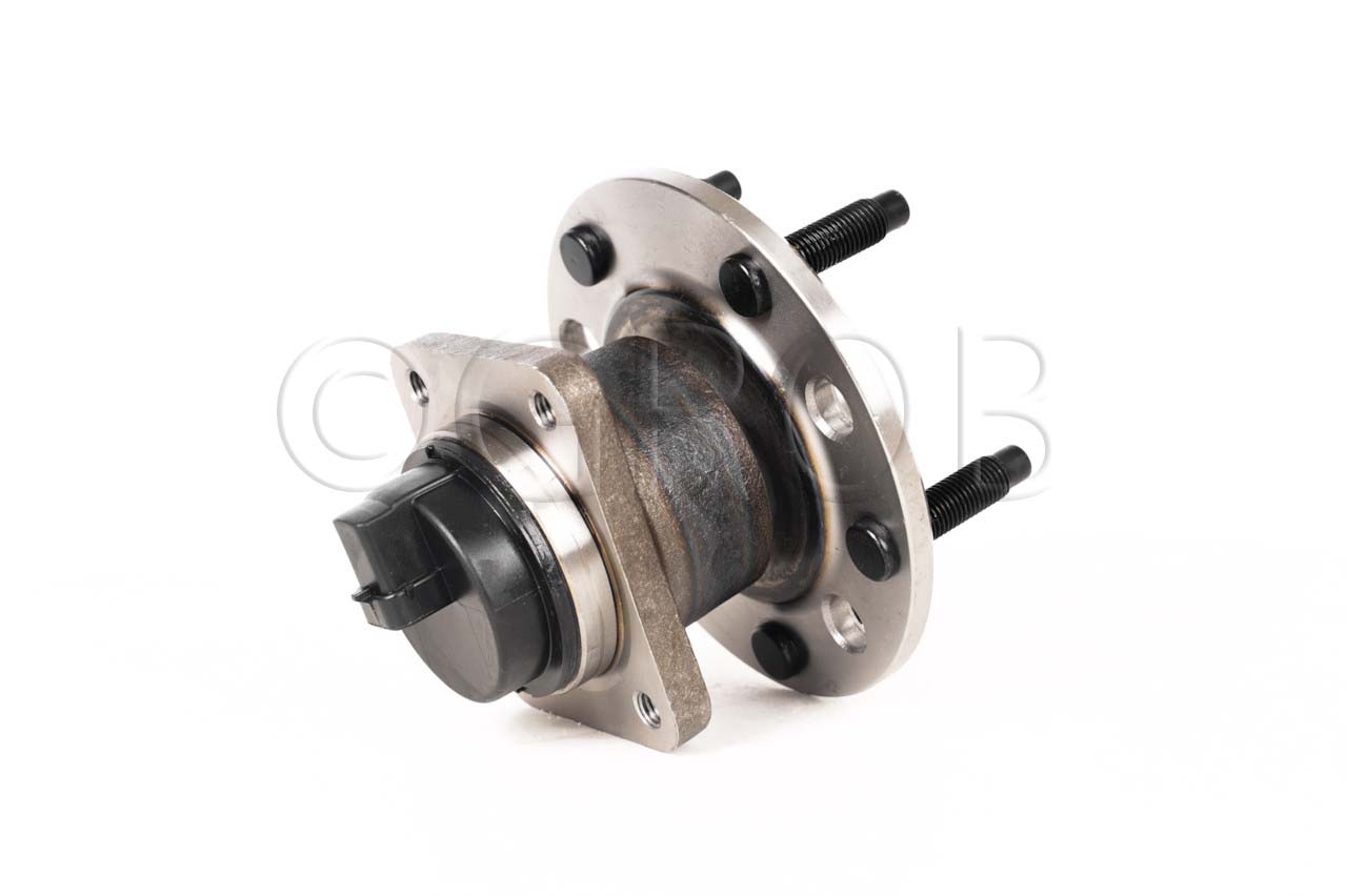Maza de Rueda Del. Camaro Z-28 93-02 FireBird 93-02 Trans Am 93-02