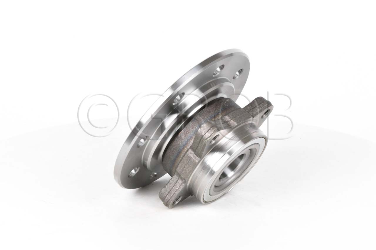 Maza de Rueda Del. C-2500 4X4 95-98 Suburban 4X4 95-98