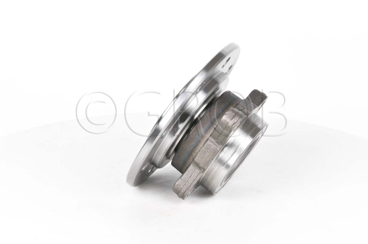 Maza de Rueda Del. C-2500 4X4 95-98 Suburban 4X4 95-98